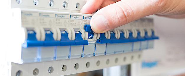 Schalt­schrank­bau bei O&M Elektropartner GbR in Waltershausen