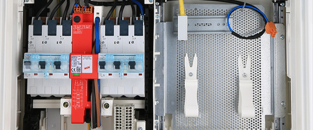 Hausanschluss, Zähler und Unterverteiler bei O&M Elektropartner GbR in Waltershausen
